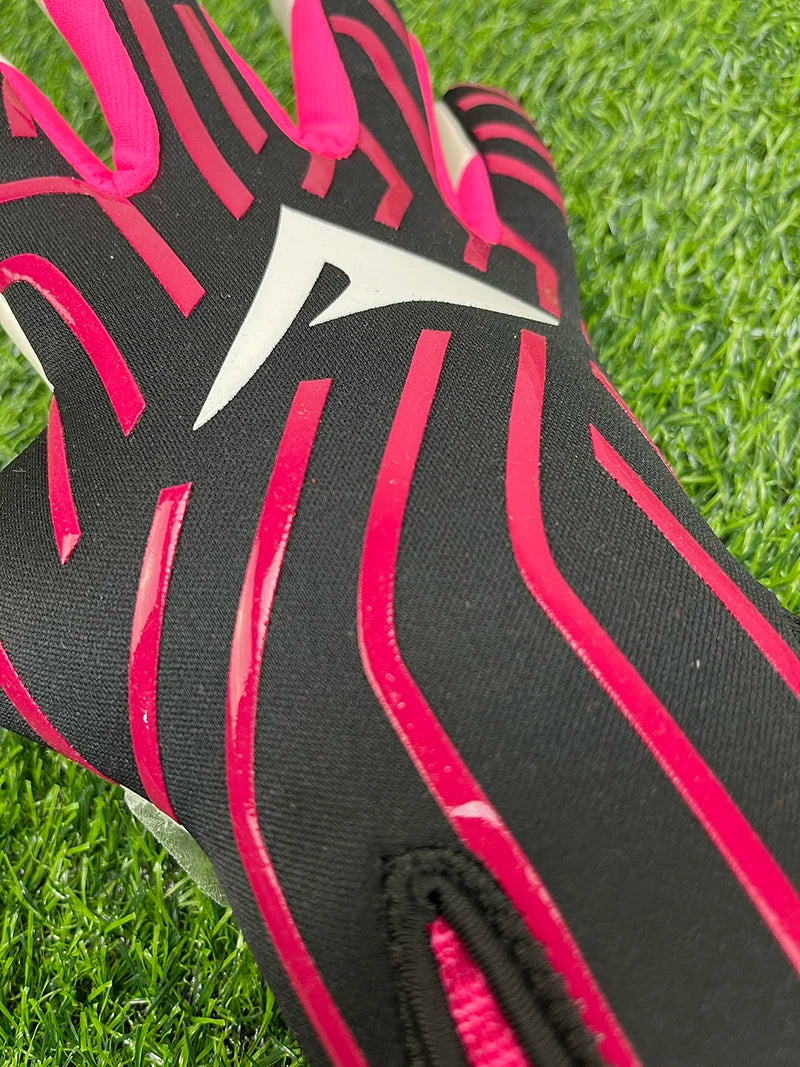 AERFEY Football Soccer Goalkeeper Gloves Thickened latex 4 mm Adults Teenager Goalkeeper Soccer Goalie Gloves