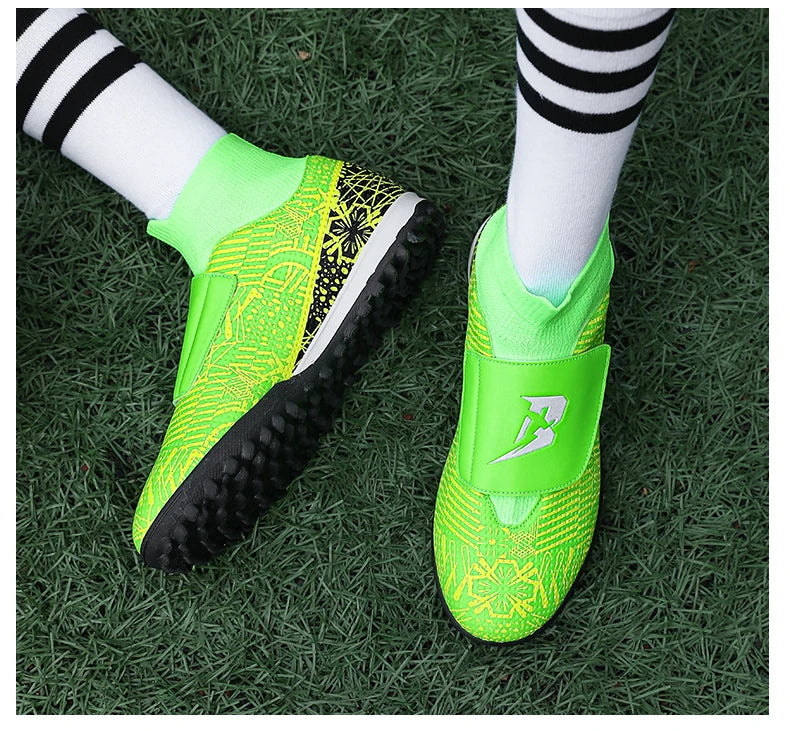 High Quality Turf Soccer Shoes Boys Girls High Top HOOK&LOOP Kids Futsal Sneakers Fashion Green TF Football Boots For Children