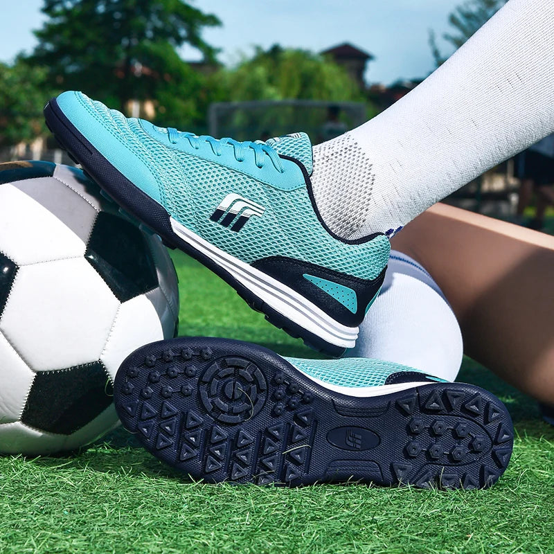 New Arrival Men's Soccer Shoes with Long Spike for Outdoor Training in Spring and Autumn Man Football Training Teenager Sneakers
