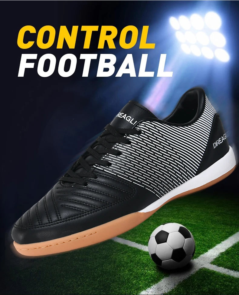Indoor Soccer Cleats Men Professional Futsal Shoes Anti Skid Mens Football Boots Original Hard Court Chuteira Society Futebol