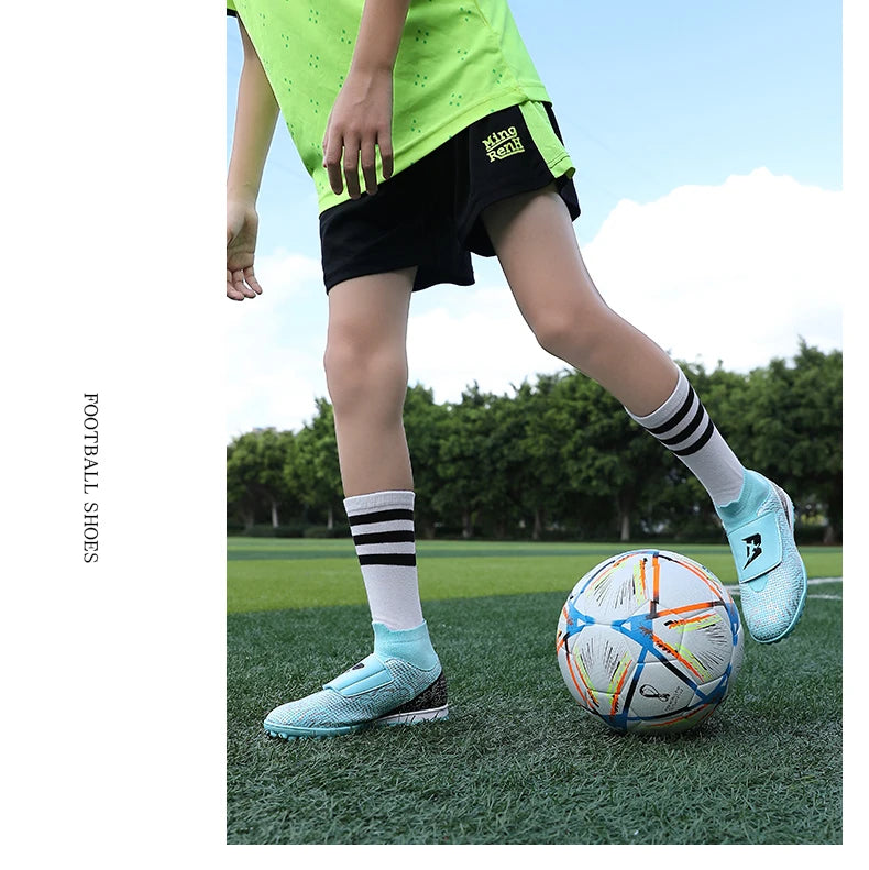 High Quality Turf Soccer Shoes Boys Girls High Top HOOK&LOOP Kids Futsal Sneakers Fashion Green TF Football Boots For Children