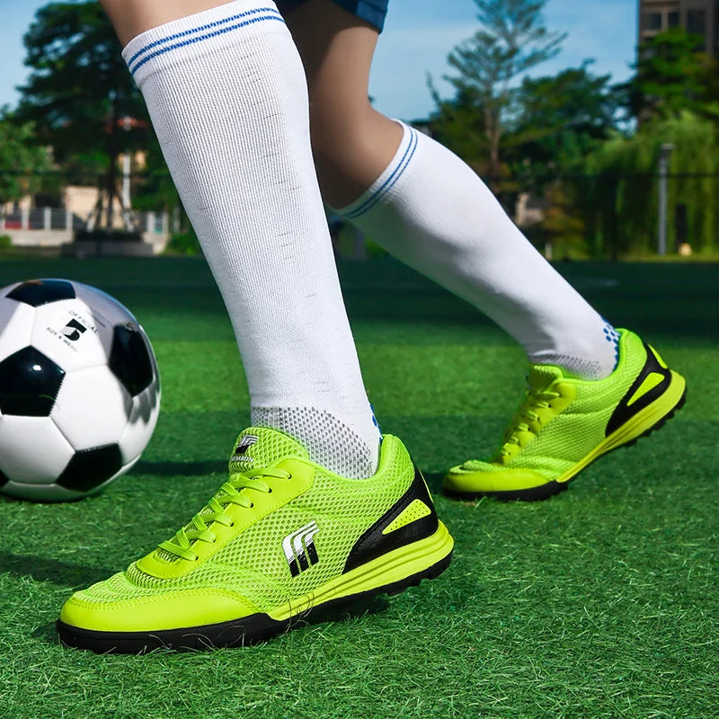 New Arrival Men's Soccer Shoes with Long Spike for Outdoor Training in Spring and Autumn Man Football Training Teenager Sneakers