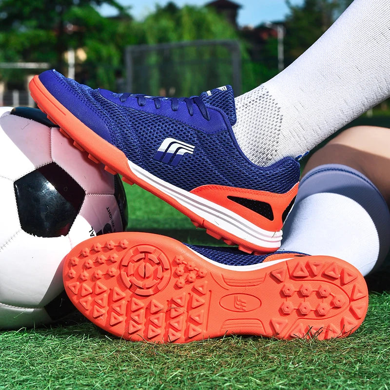 New Arrival Men's Soccer Shoes with Long Spike for Outdoor Training in Spring and Autumn Man Football Training Teenager Sneakers