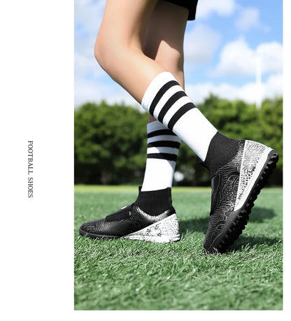 High Quality Turf Soccer Shoes Boys Girls High Top HOOK&LOOP Kids Futsal Sneakers Fashion Green TF Football Boots For Children