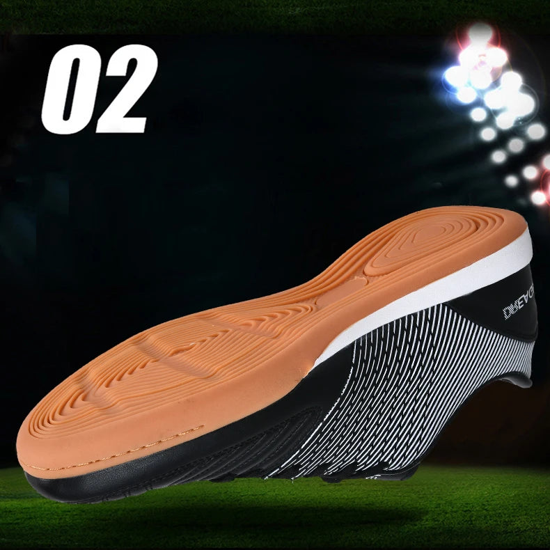 Indoor Soccer Cleats Men Professional Futsal Shoes Anti Skid Mens Football Boots Original Hard Court Chuteira Society Futebol