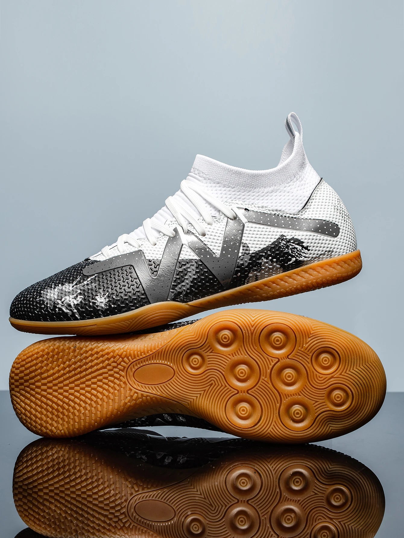 Professional Men's Indoor Flat Bottomed Football Shoes Adult Durable Comfortable Training Shoes Teenagers Non Slip Soccer Shoes