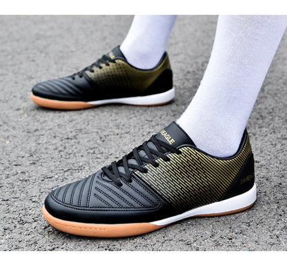 Indoor Soccer Cleats Men Professional Futsal Shoes Anti Skid Mens Football Boots Original Hard Court Chuteira Society Futebol