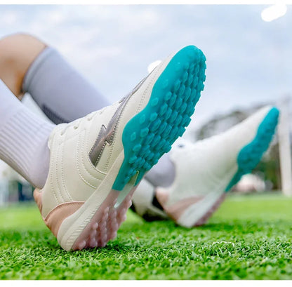 Breathable Professional Athletics Men's Football Shoes High Quality Futsal Football Selling New Breathable Association Indoor