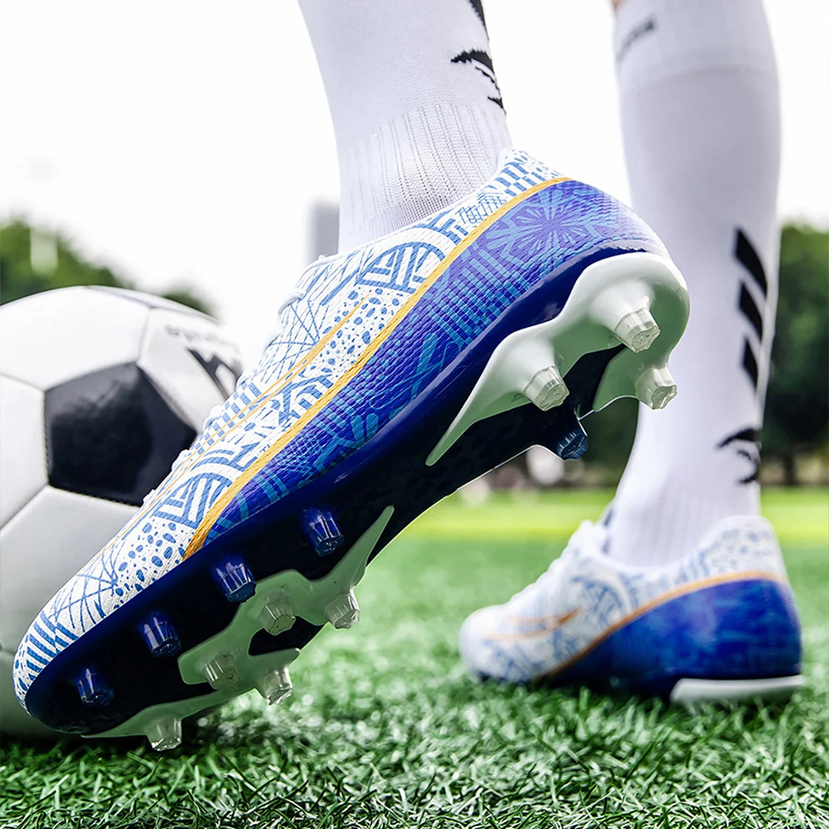 Men's professional football shoes with long spikes, AG/FG outdoor sports training shoes, entertainment games, artificial turf