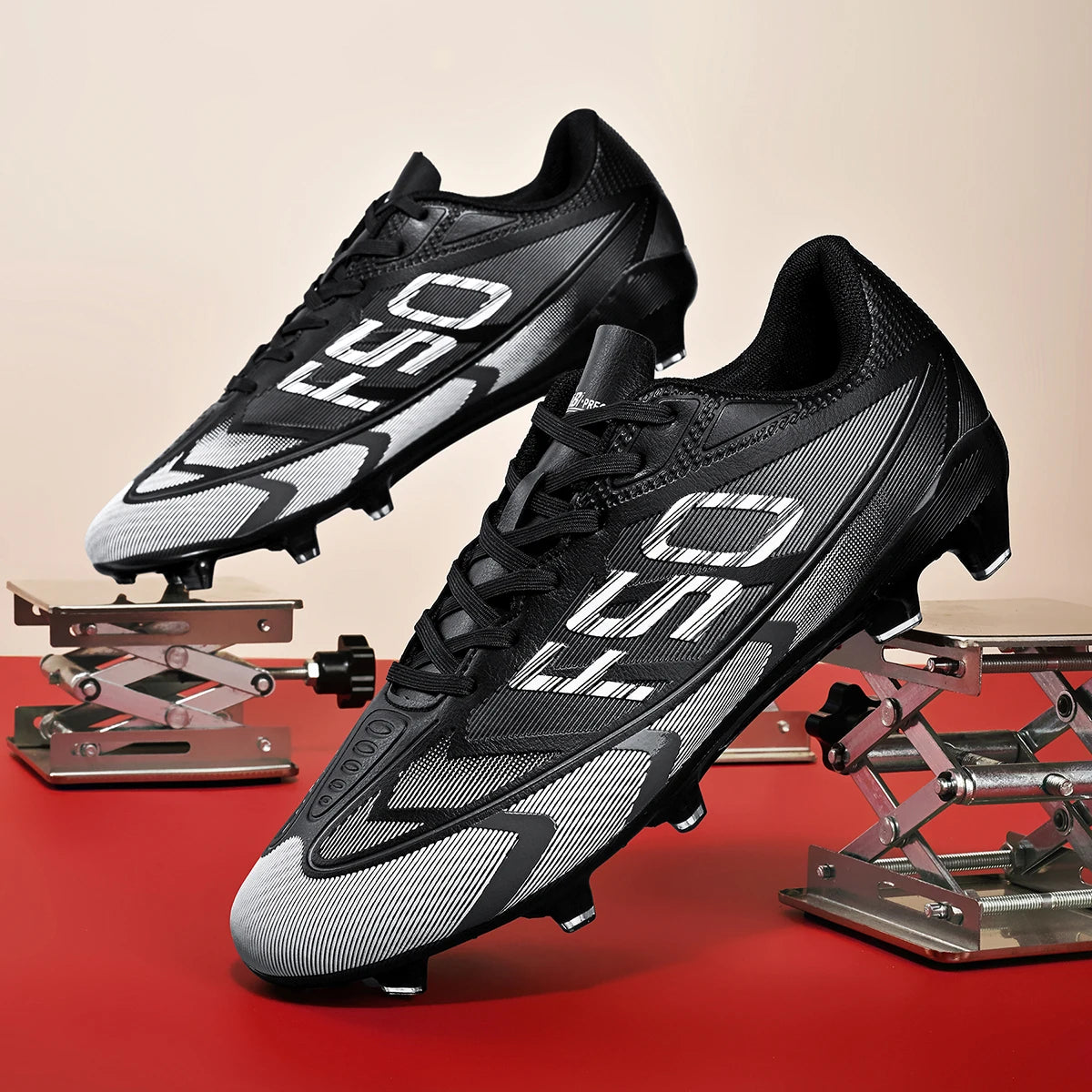 Low-cut football shoes with long studs for adults, men and women, sports anti-skid wear-resistant competition training shoes