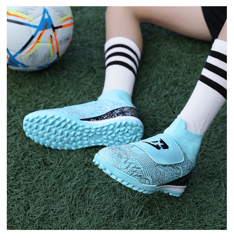 High Quality Turf Soccer Shoes Boys Girls High Top HOOK&LOOP Kids Futsal Sneakers Fashion Green TF Football Boots For Children