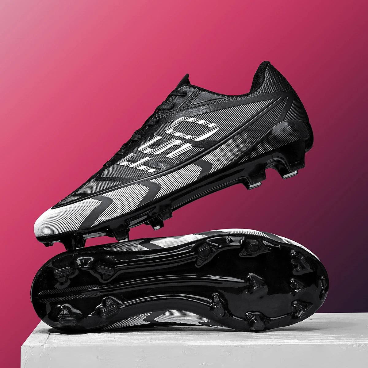 Low-cut football shoes with long studs for adults, men and women, sports anti-skid wear-resistant competition training shoes